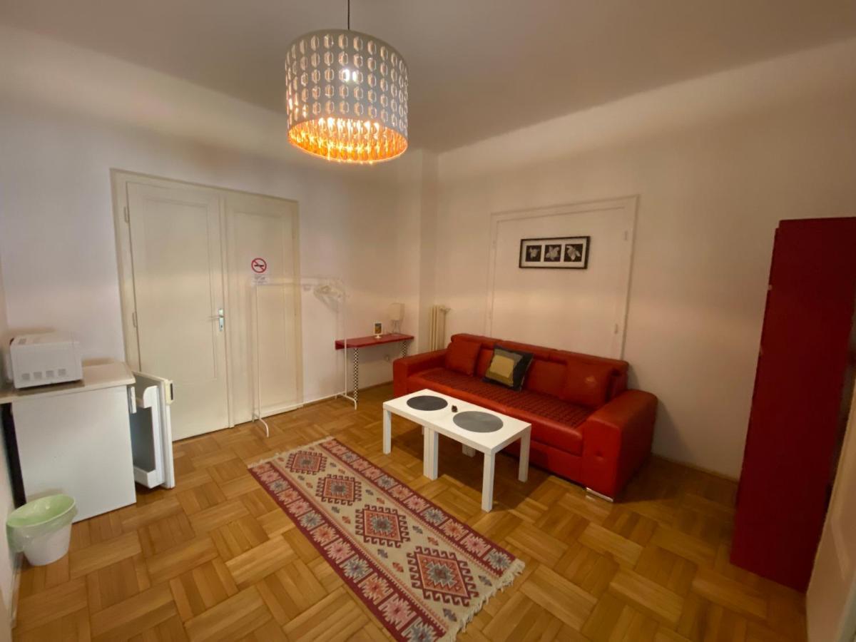 Promenade Guesthouse Near The Danube Budapest Exteriör bild
