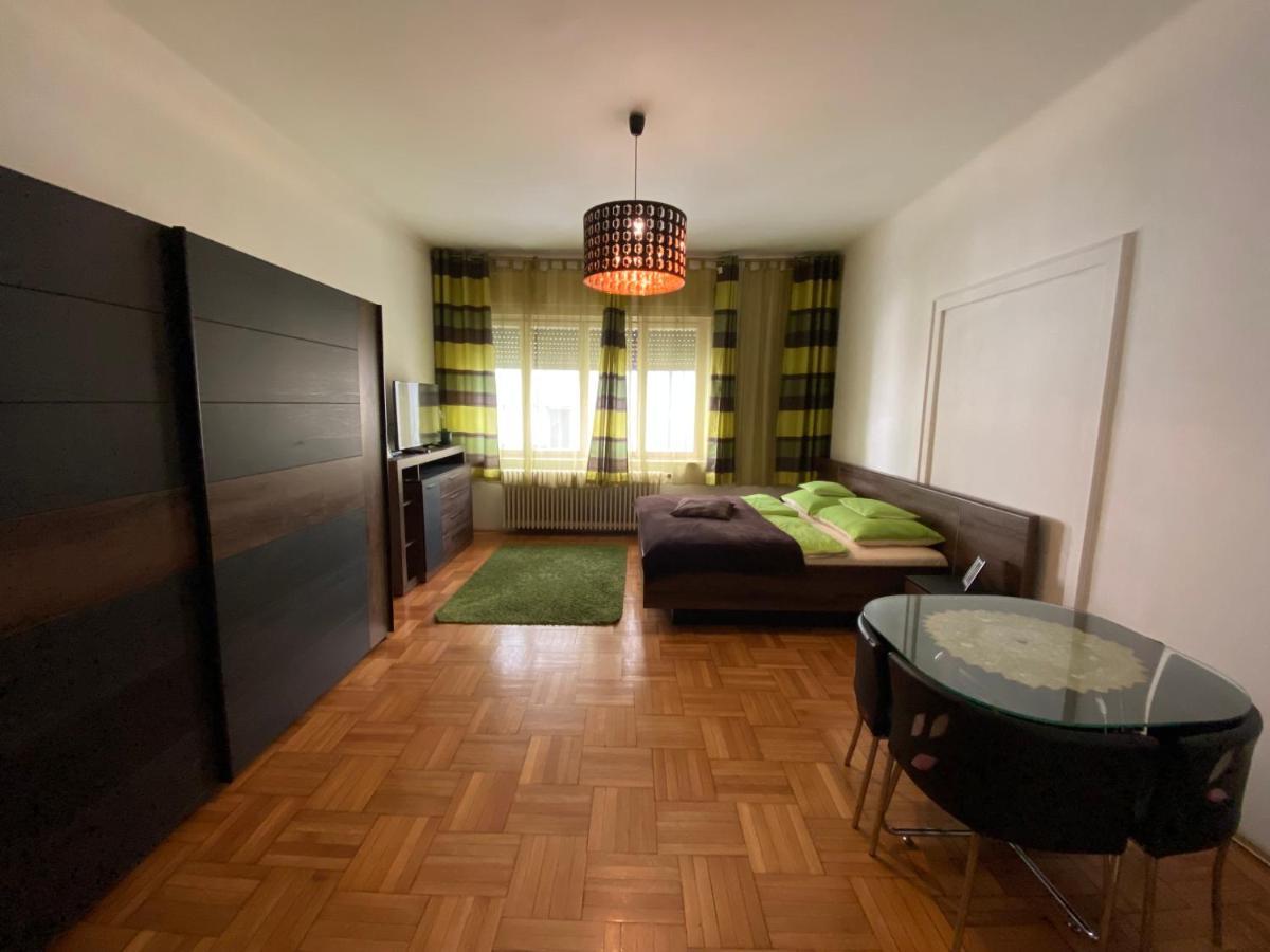Promenade Guesthouse Near The Danube Budapest Exteriör bild
