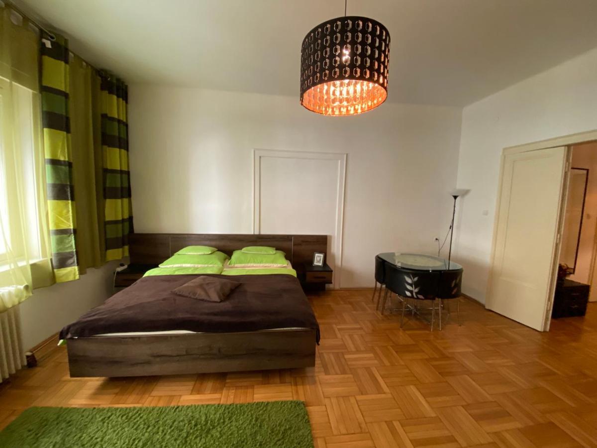 Promenade Guesthouse Near The Danube Budapest Exteriör bild