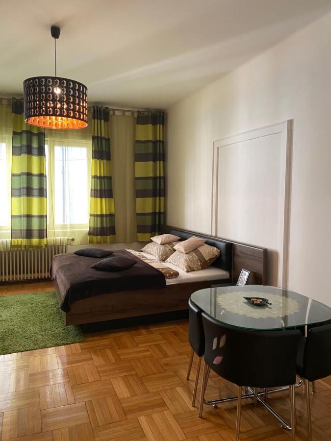 Promenade Guesthouse Near The Danube Budapest Exteriör bild