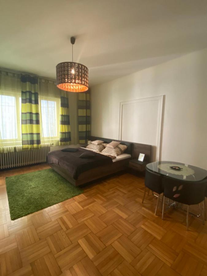 Promenade Guesthouse Near The Danube Budapest Exteriör bild